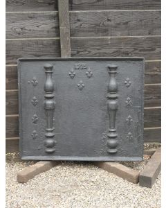Haardplaat 'Pilaren met Fleurs de Lis'