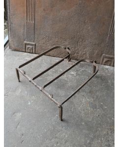 Grote Antieke Pannentreeft