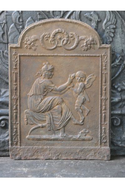 Haardplaat 'Vrouw met Cupido'
